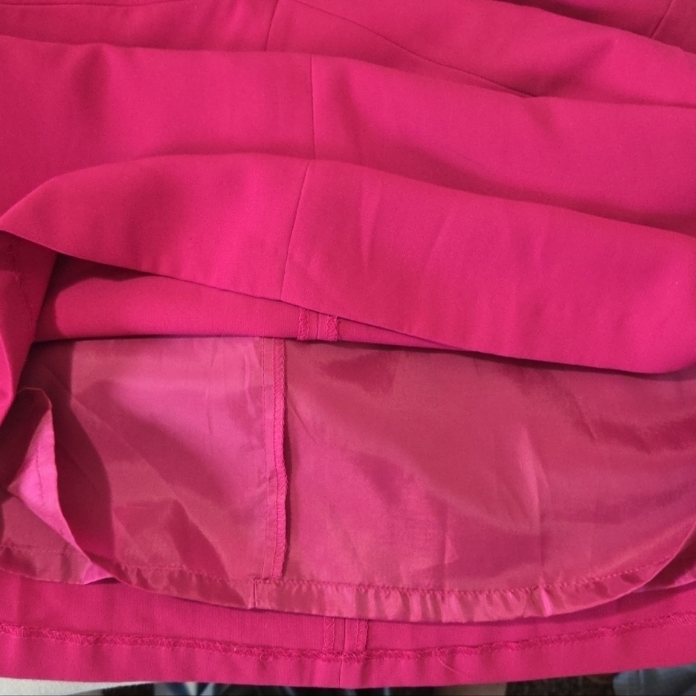 The East 5th EUC Women's Size 10 Fuchsia Sheath Dress Fully Lined - Picture 8 of 9